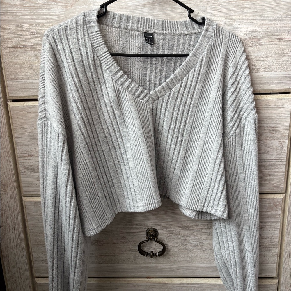 SHEIN Light Gray Ribbed Knit Top